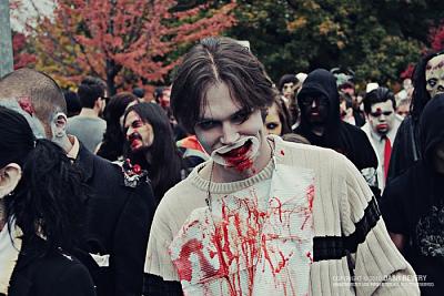 Нажмите на изображение для увеличения
Название: toronto_zombie_walk_25.jpg
Просмотров: 155
Размер:	69.8 Кб
ID:	12540