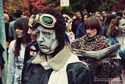 Нажмите на изображение для увеличения
Название: toronto_zombie_walk_29.jpg
Просмотров: 147
Размер:	69.1 Кб
ID:	12544