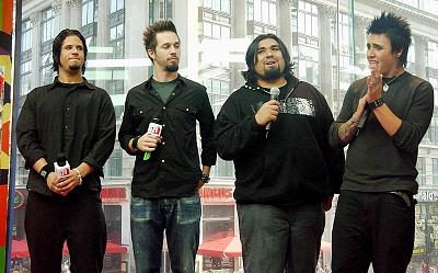 Нажмите на изображение для увеличения
Название: PapaRoach.jpg
Просмотров: 1521
Размер:	67.9 Кб
ID:	16075