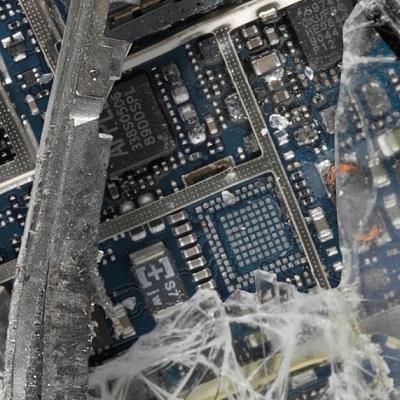 Нажмите на изображение для увеличения
Название: appledestroy41-571x571.jpg
Просмотров: 154
Размер:	105.2 Кб
ID:	21682