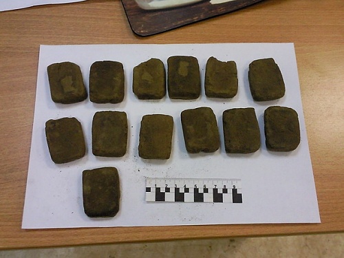 Нажмите на изображение для увеличения
Название: гашиш фото УФМС ХМАО.jpg
Просмотров: 105
Размер:	81.2 Кб
ID:	39469