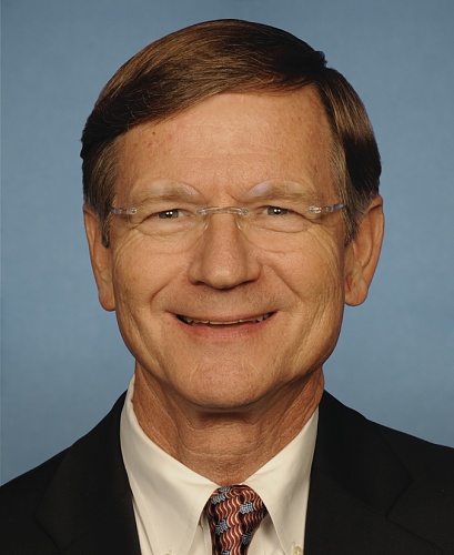 Нажмите на изображение для увеличения
Название: Lamar_Smith,_Official_Portrait,_c112th_Congress.jpg
Просмотров: 142
Размер:	313.4 Кб
ID:	40085