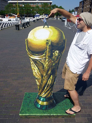Нажмите на изображение для увеличения
Название: 3Dstreetart-worldcup.jpg
Просмотров: 153
Размер:	201.7 Кб
ID:	40392