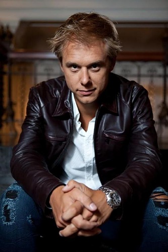 Нажмите на изображение для увеличения
Название: Armin+Van+Buuren+Picture.jpg
Просмотров: 124
Размер:	40.1 Кб
ID:	41818
