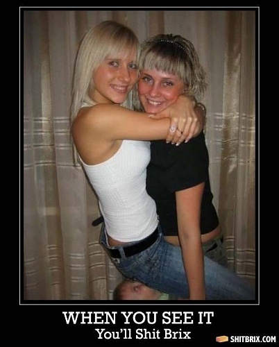 Нажмите на изображение для увеличения
Название: girls-hugging-65988.jpg
Просмотров: 144
Размер:	42.0 Кб
ID:	46785