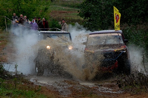Нажмите на изображение для увеличения
Название: jeep-trial_3_14.jpg
Просмотров: 185
Размер:	224.4 Кб
ID:	47639