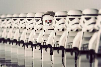 Нажмите на изображение для увеличения
Название: star_wars_zombies_35.jpg
Просмотров: 188
Размер:	43.6 Кб
ID:	5137