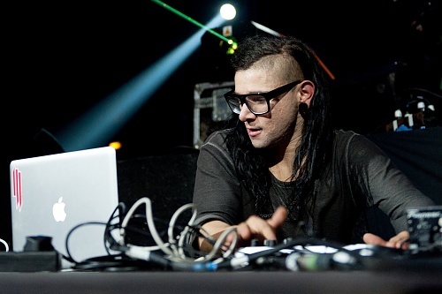 Нажмите на изображение для увеличения
Название: skrillex.jpg
Просмотров: 273
Размер:	422.1 Кб
ID:	55221