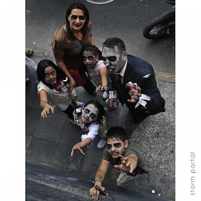 Нажмите на изображение для увеличения
Название: 1288380956_zombie_walk_mexico_city07.jpg
Просмотров: 218
Размер:	137.7 Кб
ID:	7319