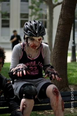 Нажмите на изображение для увеличения
Название: 1288380984_zombie_walk_santiago_chile01.jpg
Просмотров: 183
Размер:	97.9 Кб
ID:	7322