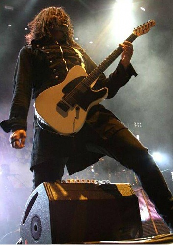 Нажмите на изображение для увеличения
Название: Jim Root.jpg
Просмотров: 366
Размер:	43.8 Кб
ID:	74444