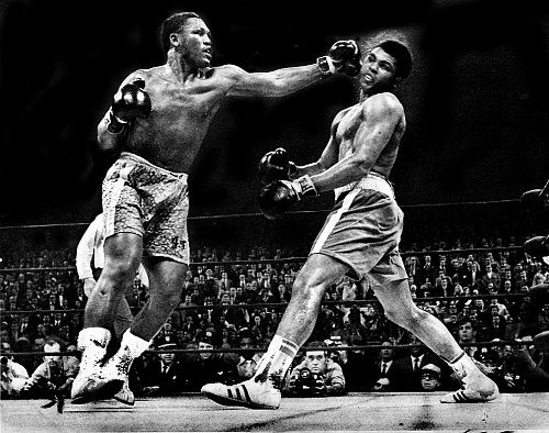 Нажмите на изображение для увеличения
Название: Ali-Frazier.jpg
Просмотров: 176
Размер:	478.9 Кб
ID:	45196